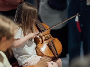 photo oxford atelier bate collection of musical instruments c schwarzman centre for the humanities 4y0a4048